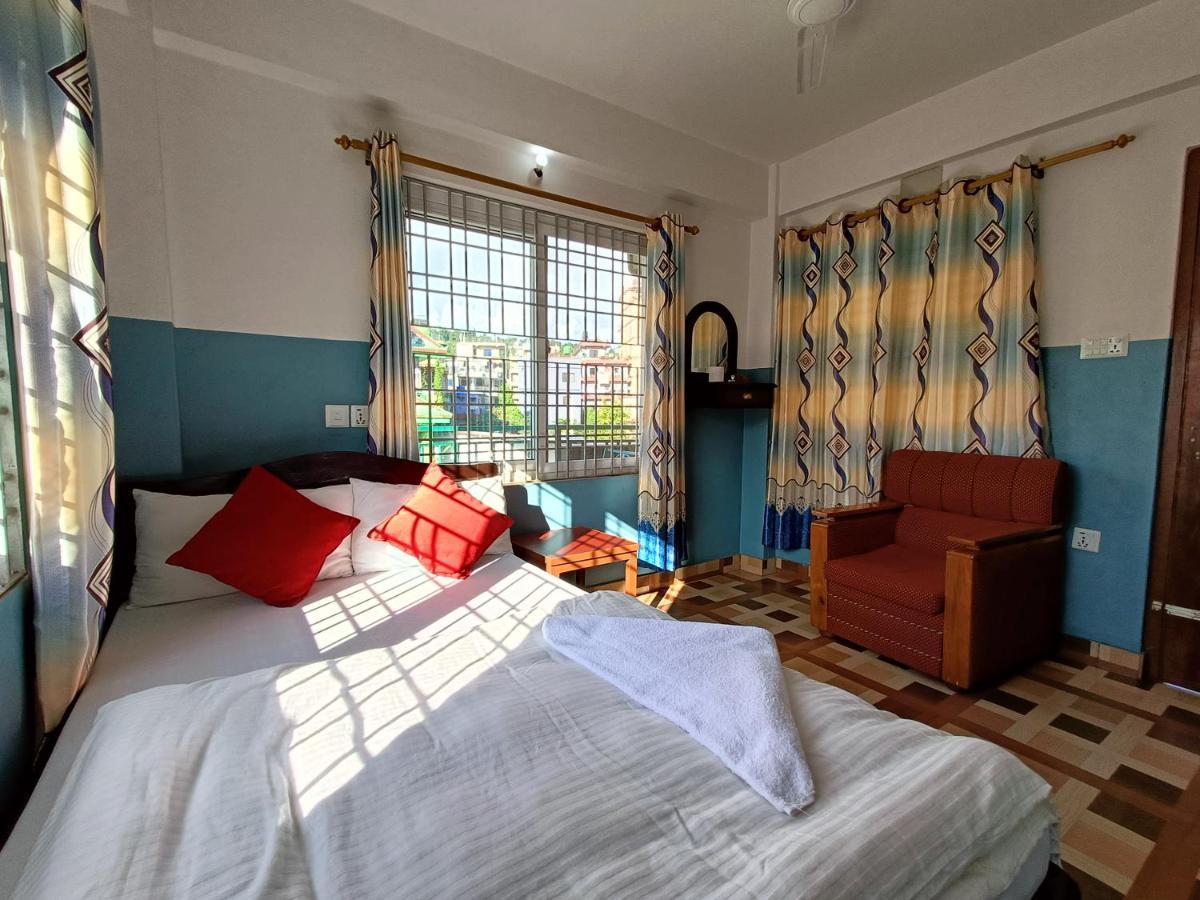 R&R Guest House Pokhara Exterior foto